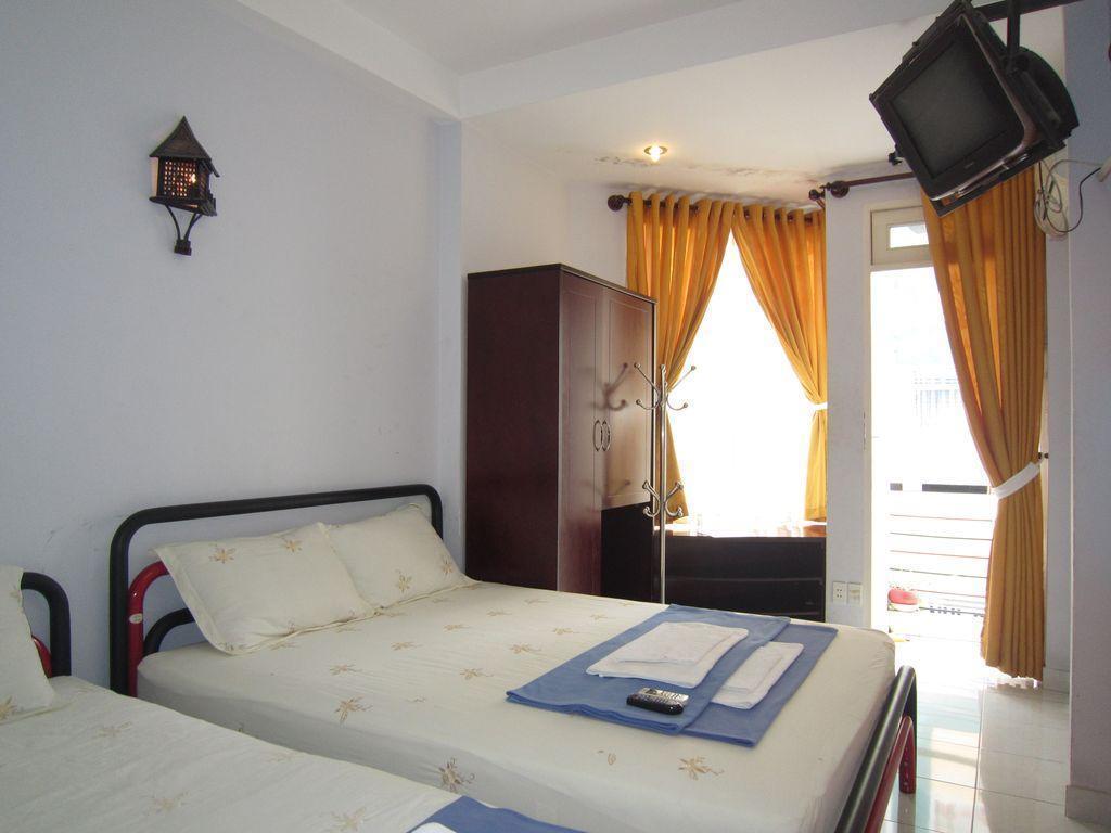 My Home Guest House Хошимин Экстерьер фото